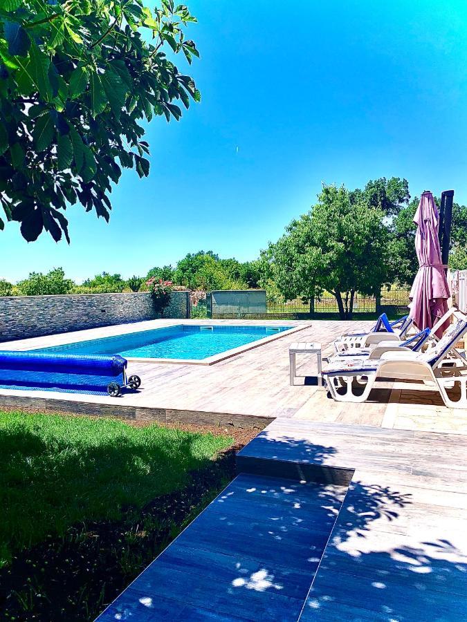Villa Endi,A Gem Near Sibenik Unesic エクステリア 写真